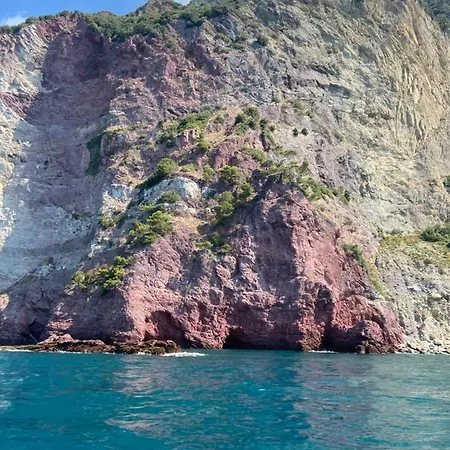 Seaview On The Sea Апартаменты *