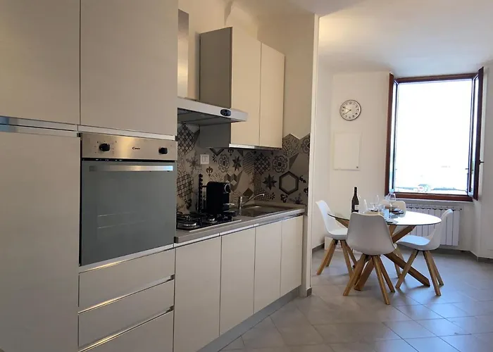 Sea View In Front Of The Sea Apartment